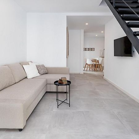 Appartamento Bhost - Regina III Cordova Esterno foto