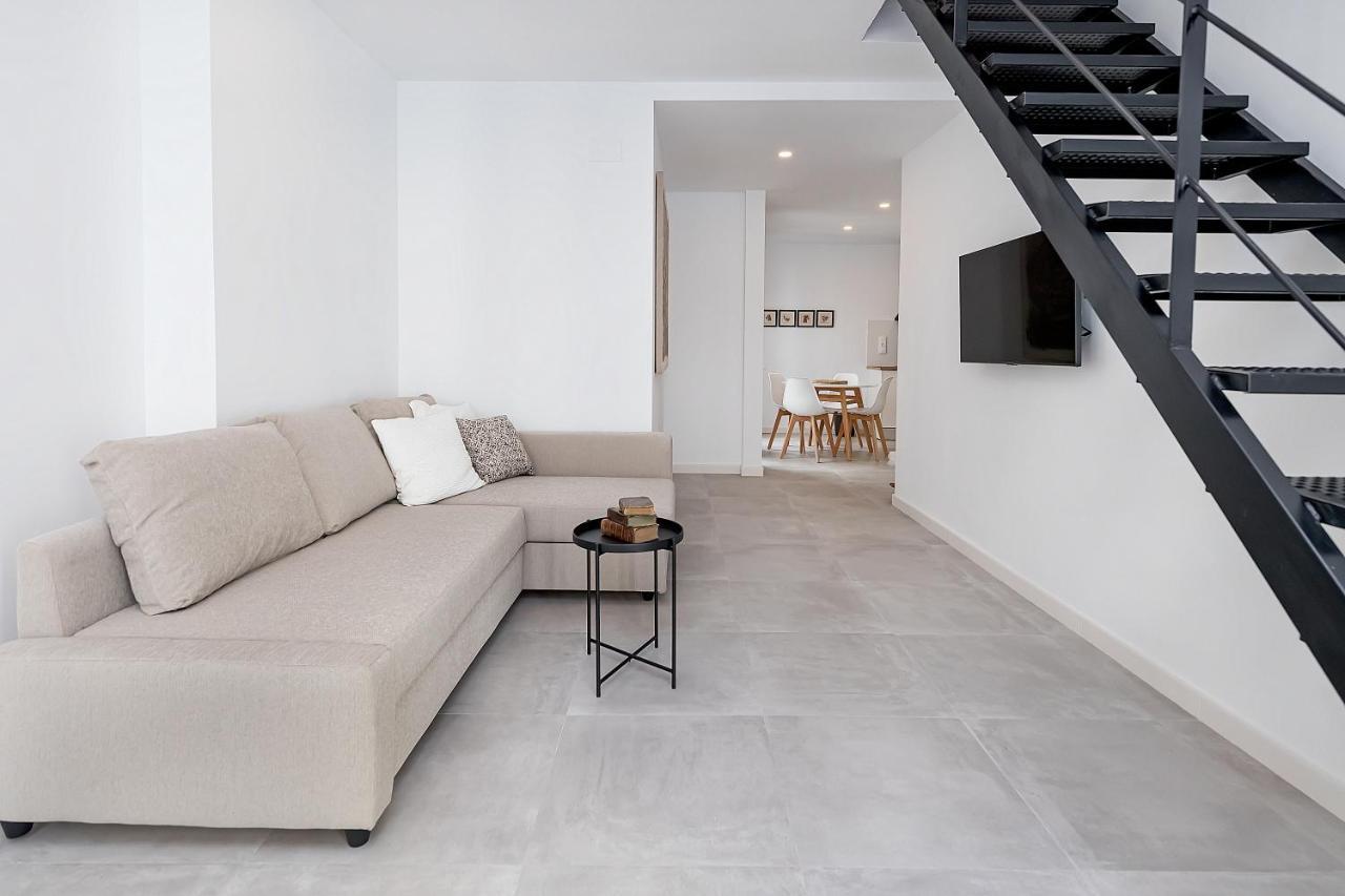 Appartamento Bhost - Regina III Cordova Esterno foto